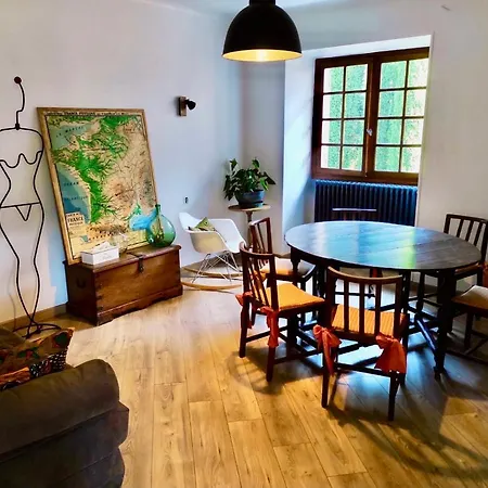 Bed & Breakfast Chateau Du Vigny - *